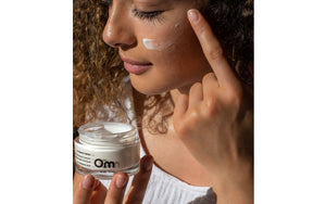 Om - Coconut Dew Hyaluronic Moisture Cream Mini